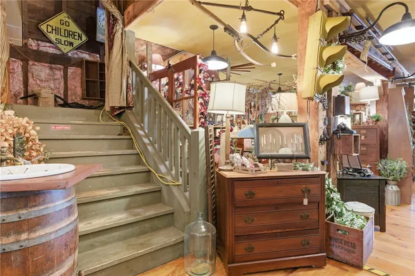 $775,000 | 953 Victory Highway, Burrillville, RI 02839