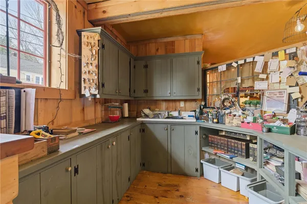 $775,000 | 953 Victory Highway, Burrillville, RI 02839