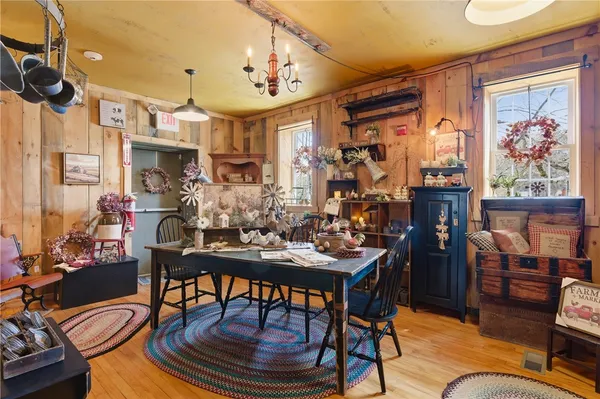 $775,000 | 953 Victory Highway, Burrillville, RI 02839
