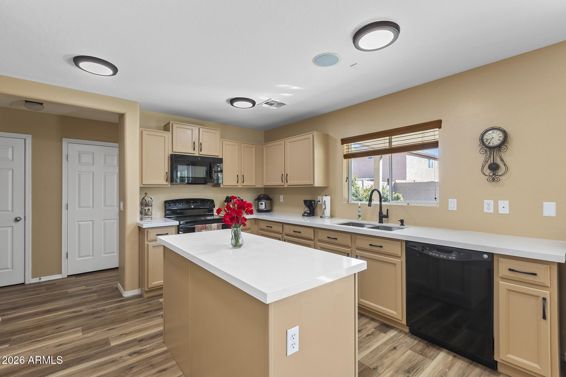 4401 East Sierrita Road San Tan Valley, AZ 85143 - Photo 15 of 72
