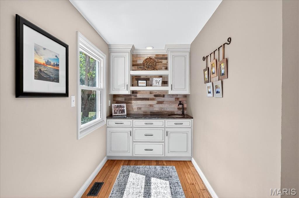 1810 Waterford Ridge Drive Ballwin, MO 63021 - Photo 12 of 46