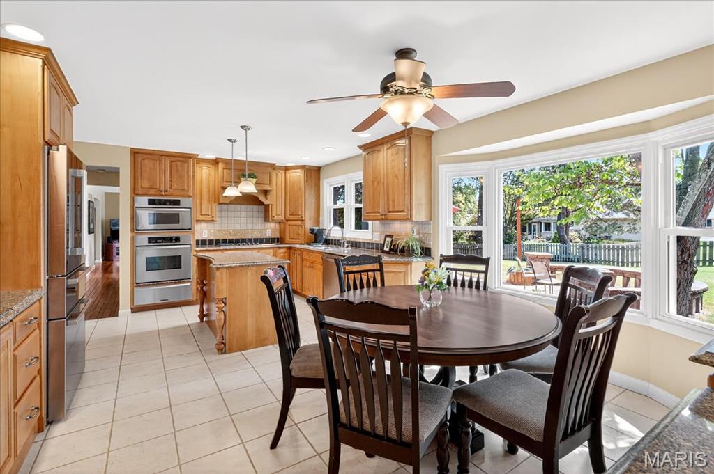 1810 Waterford Ridge Drive Ballwin, MO 63021 - Photo 16 of 46