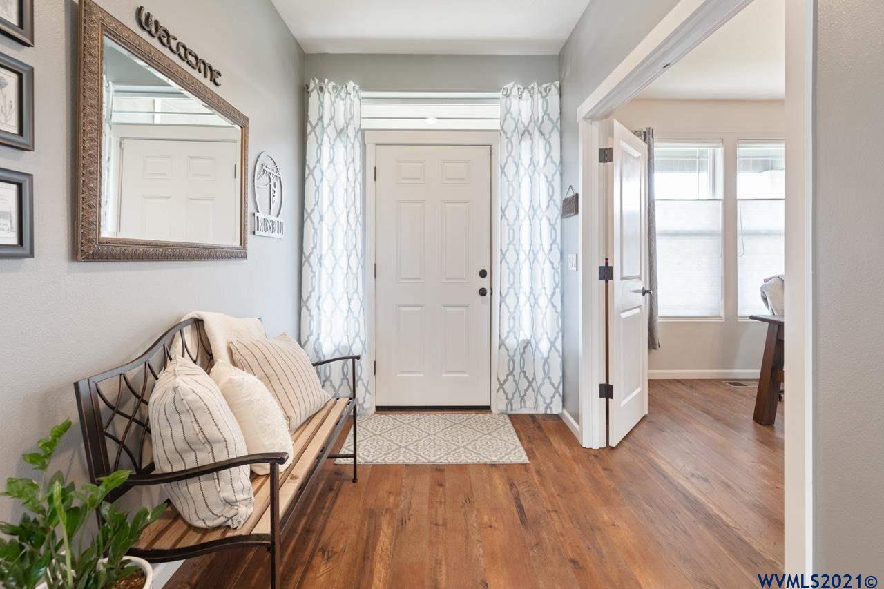 6126 Sedona Road Albany, OR 97321 - Photo 5 of 37 Gallery Image 5