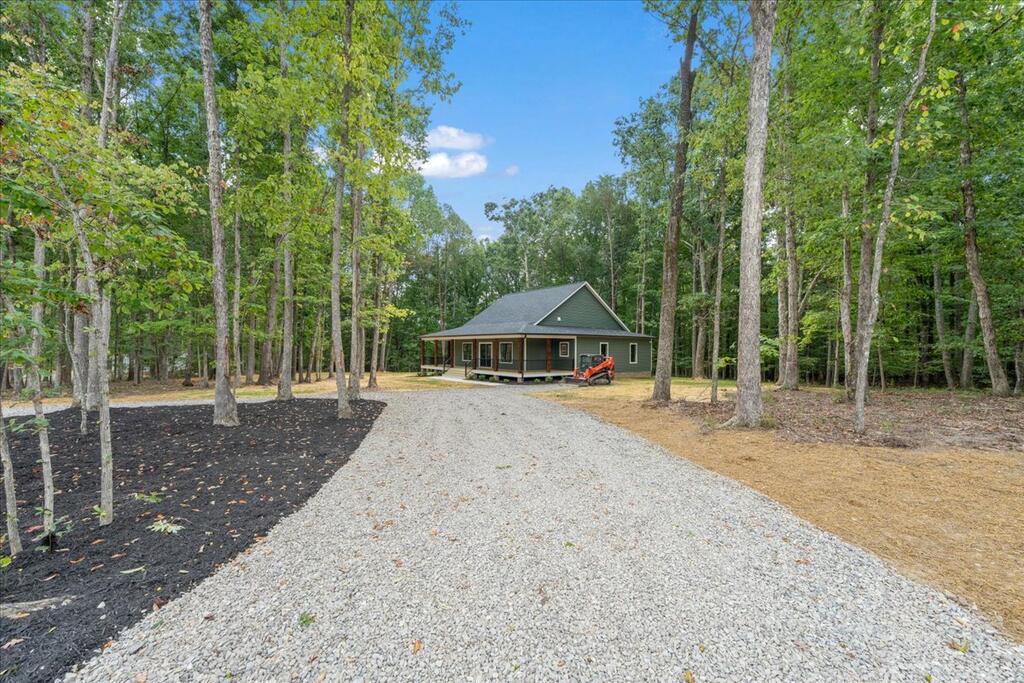 8 Holman Mill Road Cumberland, VA 23040 - Photo 4 of 47 Gallery Image 4