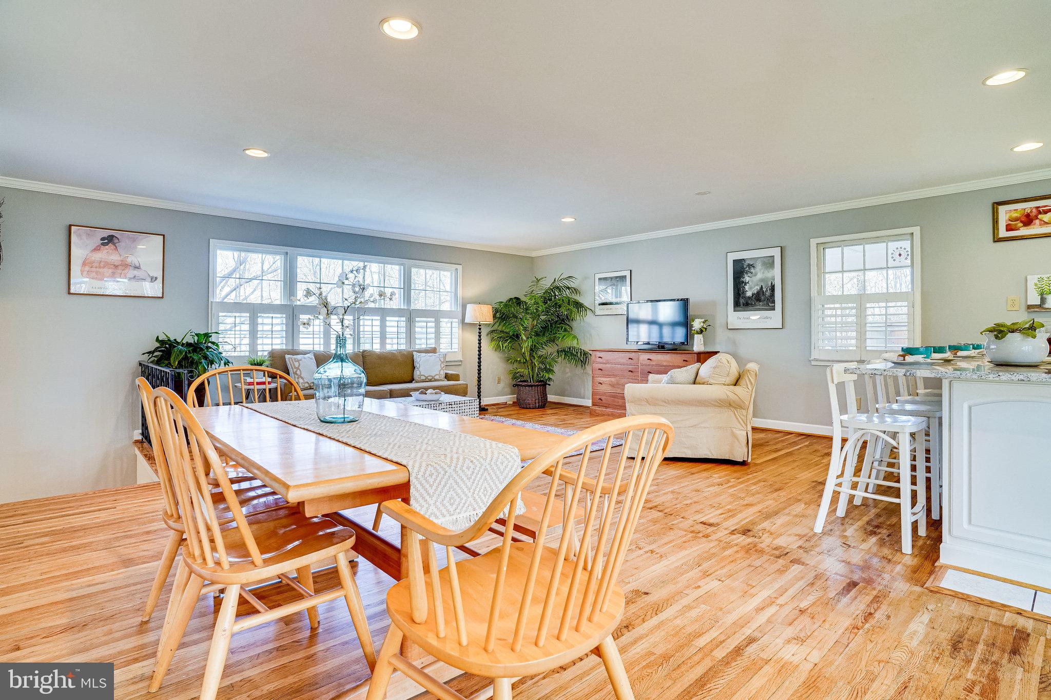6128 Roxbury Avenue Springfield, VA 22152 - Photo 18 of 94 Dining Room