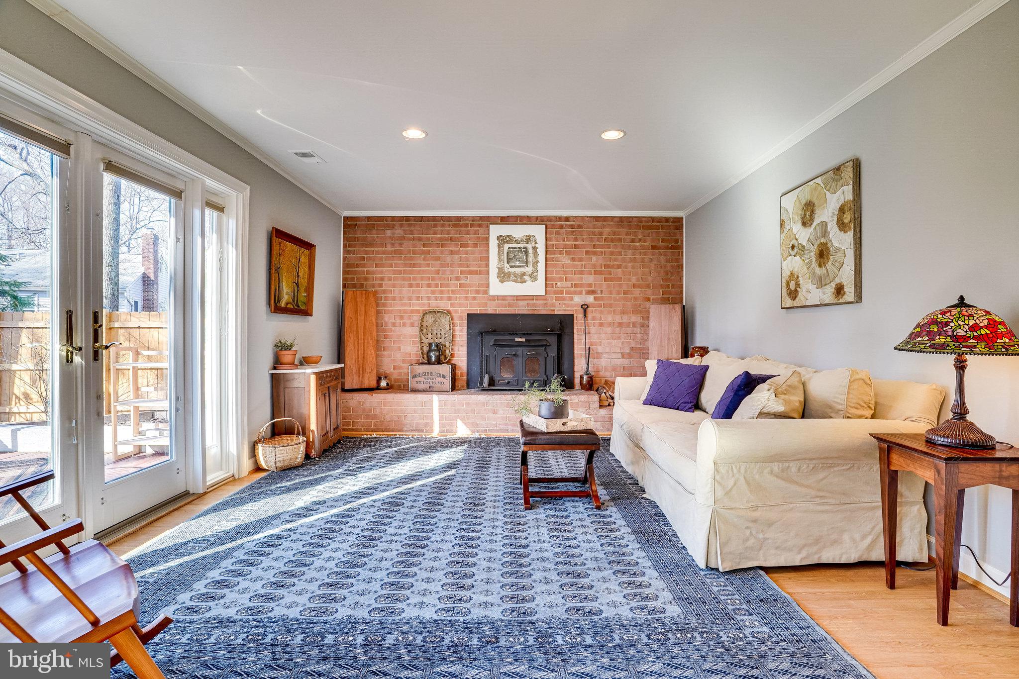 6128 Roxbury Avenue Springfield, VA 22152 - Photo 29 of 94 Family Room