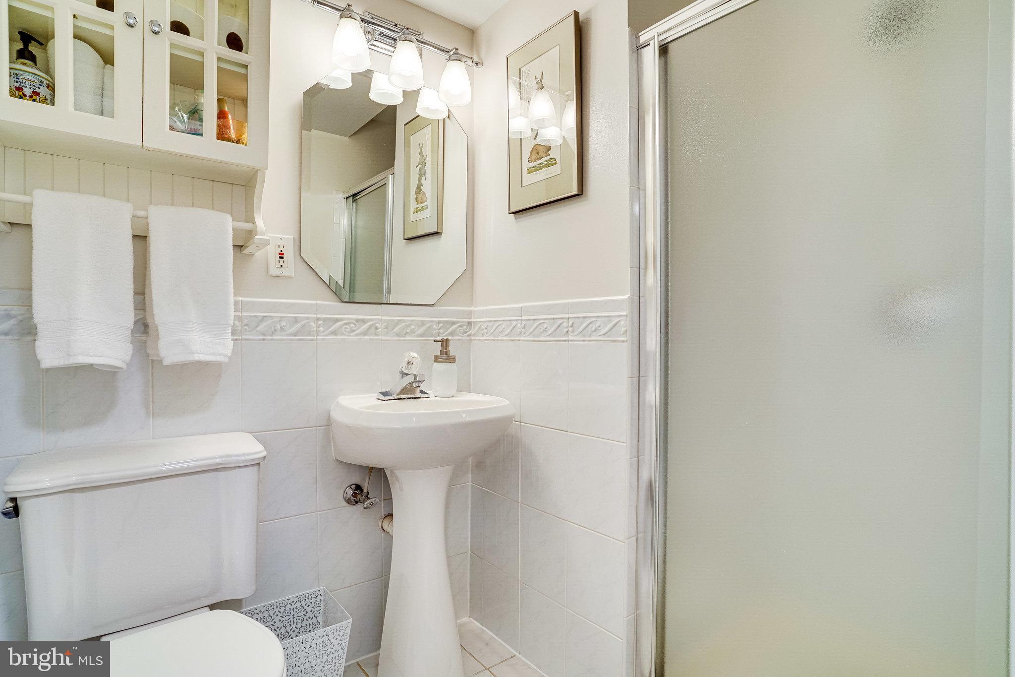 6128 Roxbury Avenue Springfield, VA 22152 - Photo 38 of 94 Entry Level3rd Full Bath