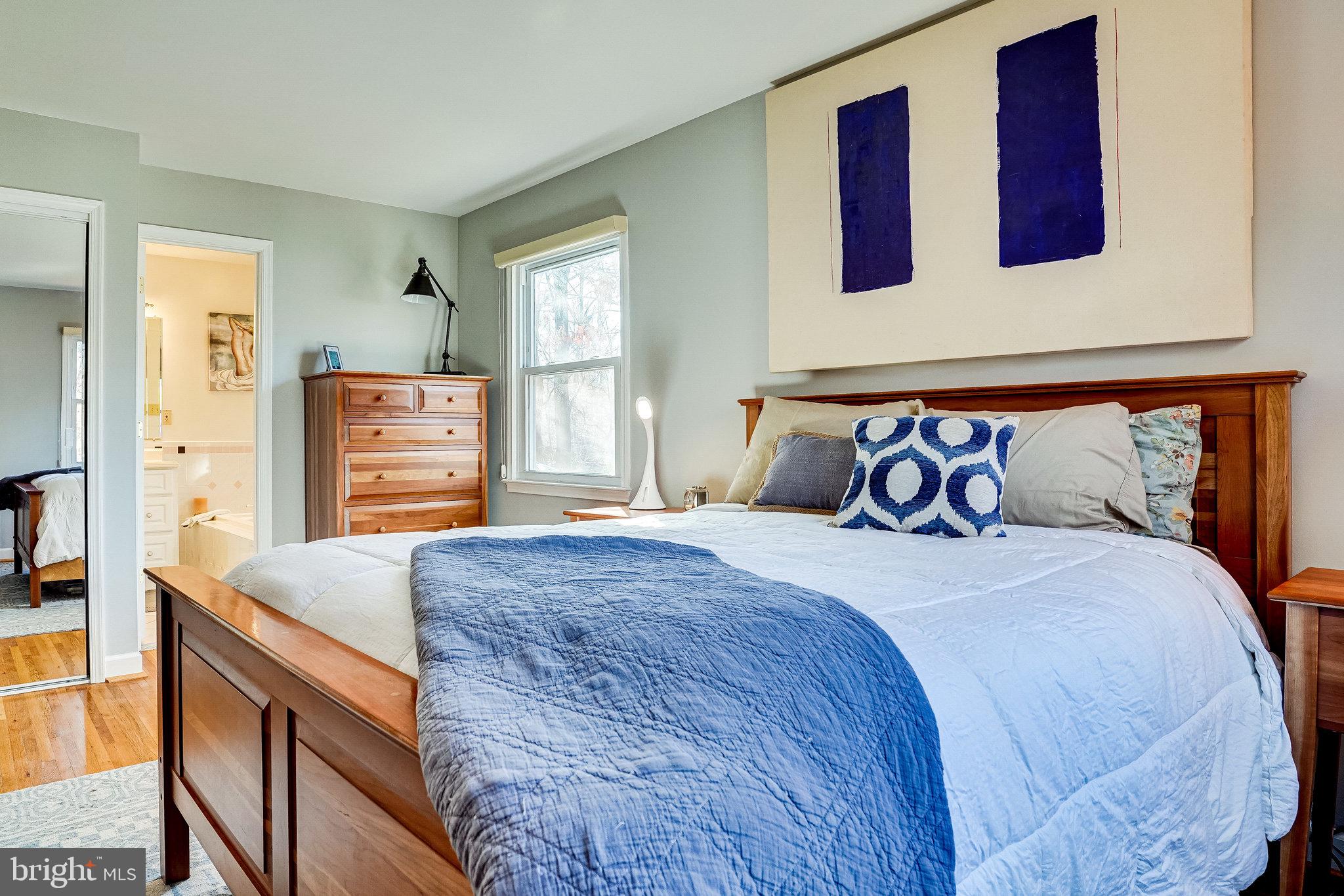 6128 Roxbury Avenue Springfield, VA 22152 - Photo 43 of 94 Primary Bedroom