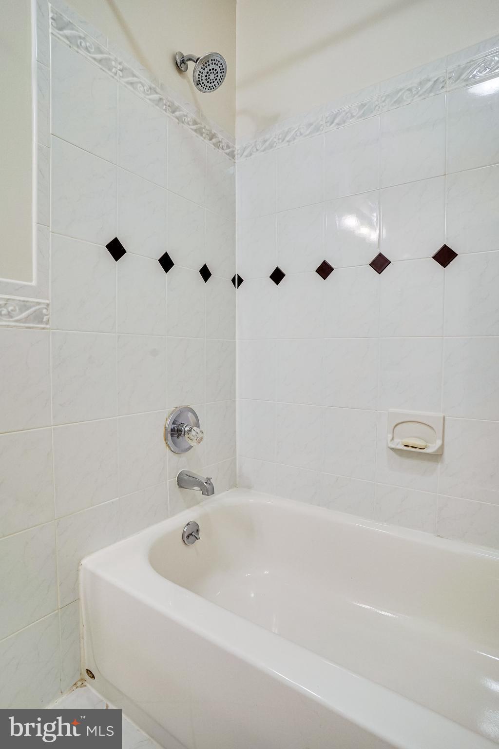 6128 Roxbury Avenue Springfield, VA 22152 - Photo 66 of 94 Hall Bath