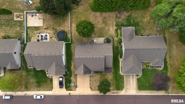 $309,990 | 1921 Dane - Kelsey Drive, Pekin, IL 61554