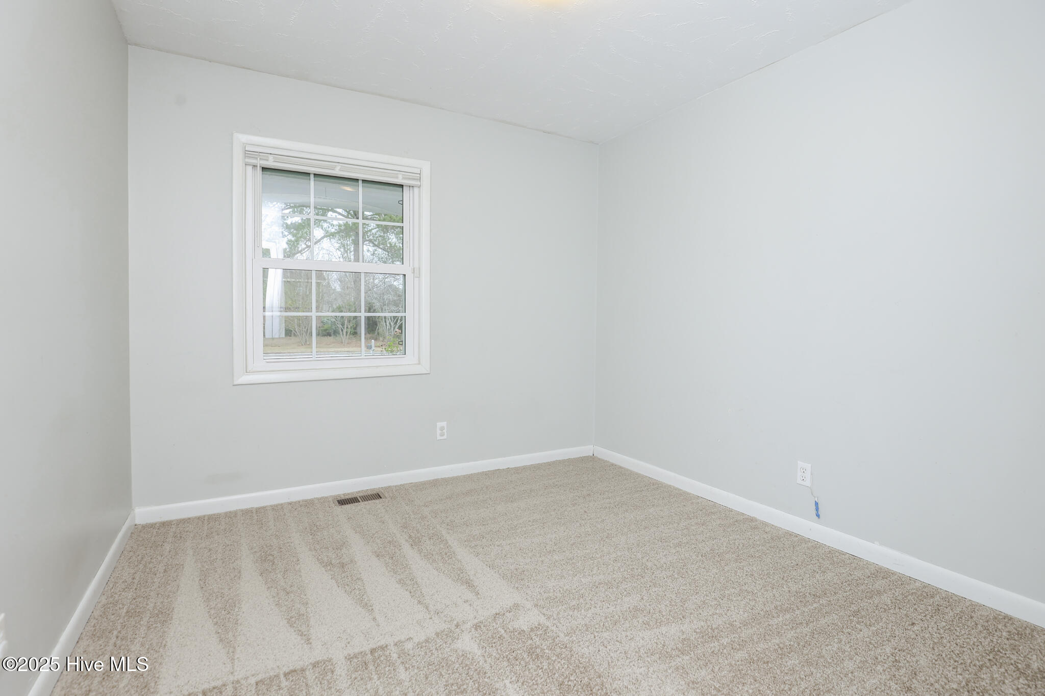 414 Brynn Marr Road Jacksonville, NC 28546 - Photo 26 of 34 Deana- 414 Brynn Marr-19