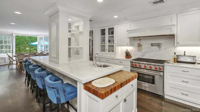 $3,288,888 | 35 Hoaglands Lane, Glen Head, NY 11545