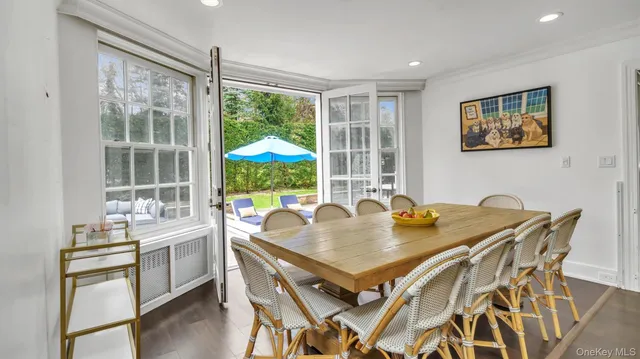 $3,288,888 | 35 Hoaglands Lane, Glen Head, NY 11545