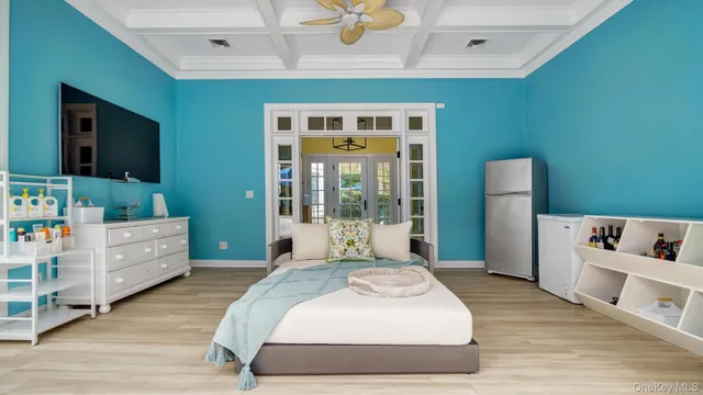 $3,288,888 | 35 Hoaglands Lane, Glen Head, NY 11545