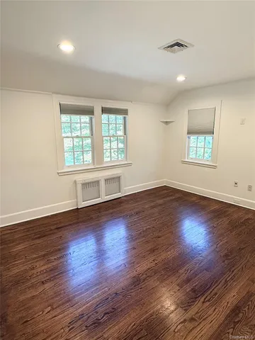 $3,288,888 | 35 Hoaglands Lane, Glen Head, NY 11545