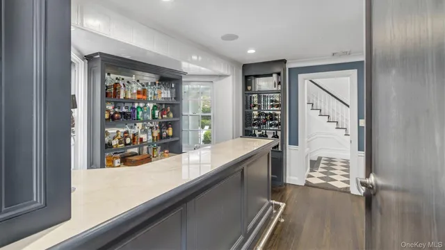 $3,288,888 | 35 Hoaglands Lane, Glen Head, NY 11545