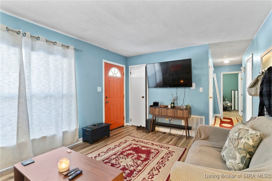 2527 Franks Drive Madison, IN 47250 - Photo 8 of 22