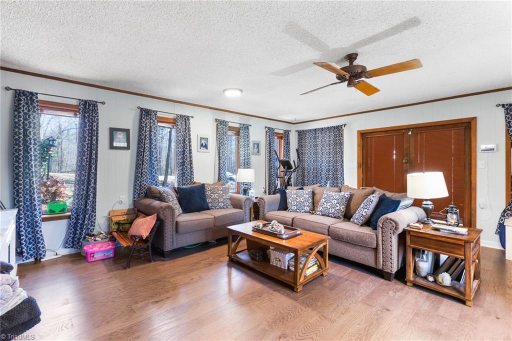 3930 Blumenthal Road Greensboro, NC 27406 - Photo 8 of 22 Gallery Image 8