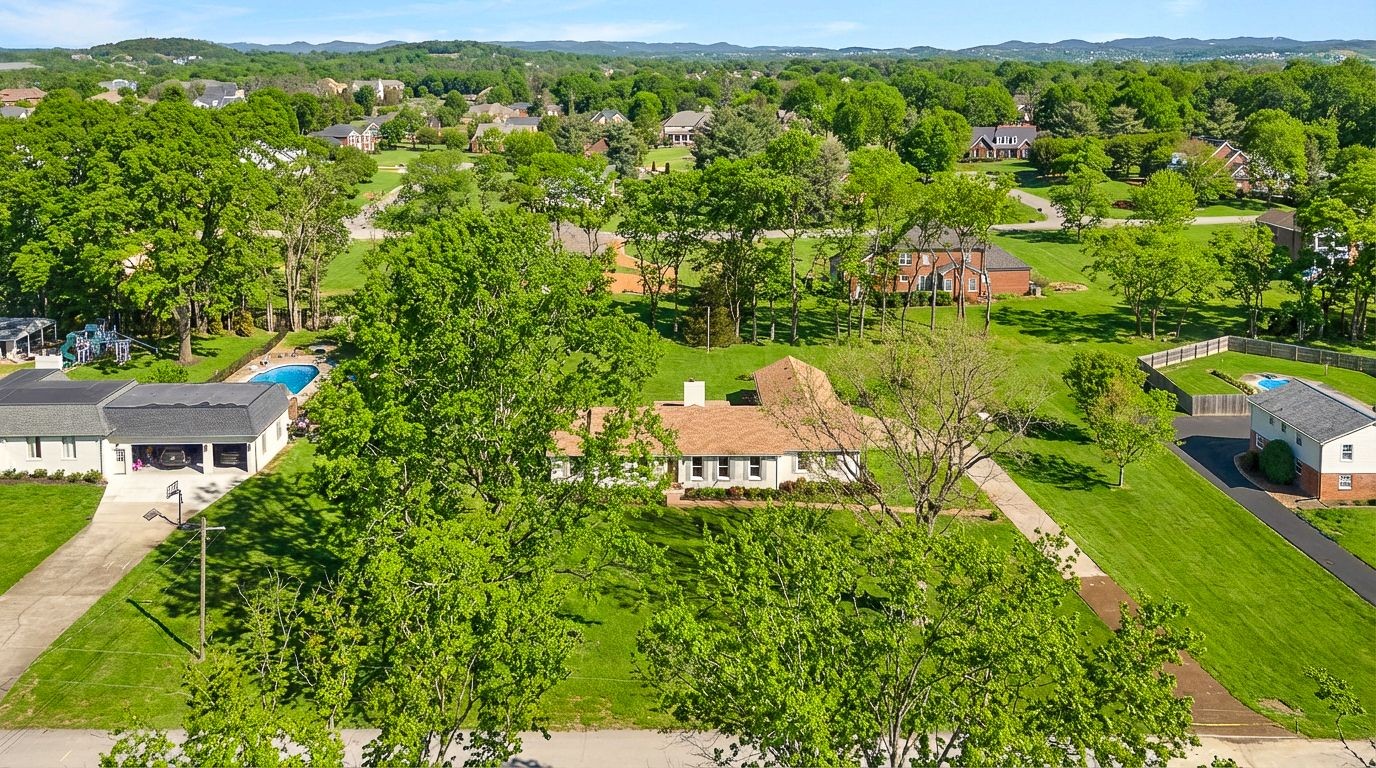 108 Poplar Street Franklin, TN 37064 - Photo 6 of 33