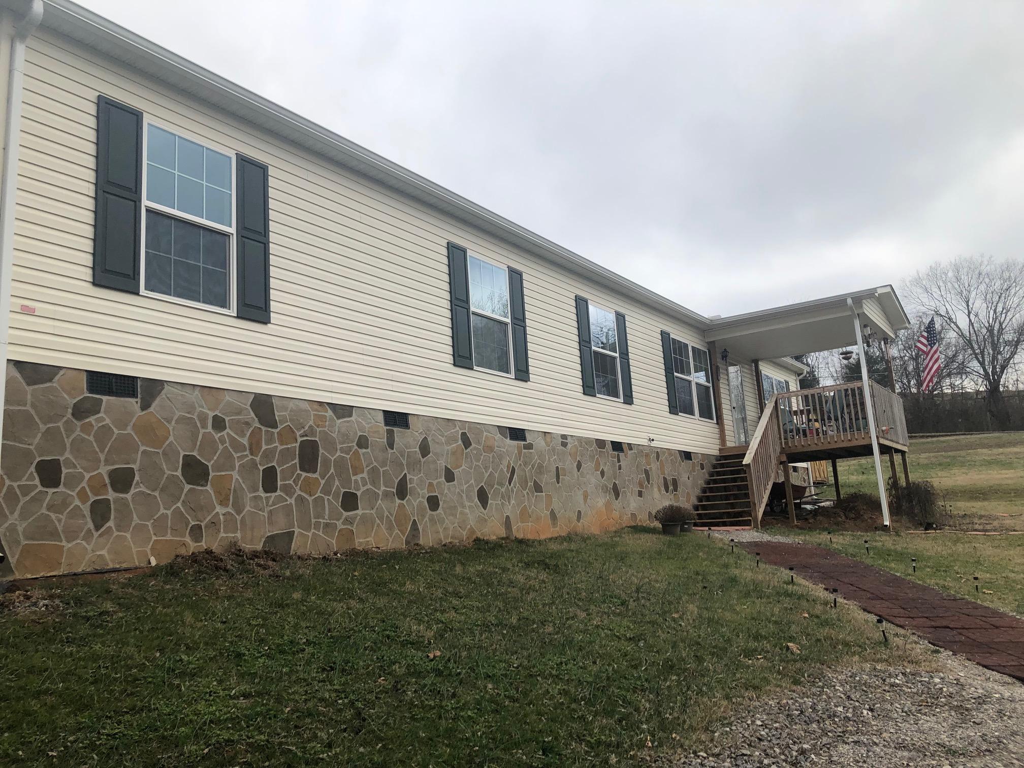 1302 Carpenter Road Knoxville, TN 37924 - Photo 2 of 10 SYkes