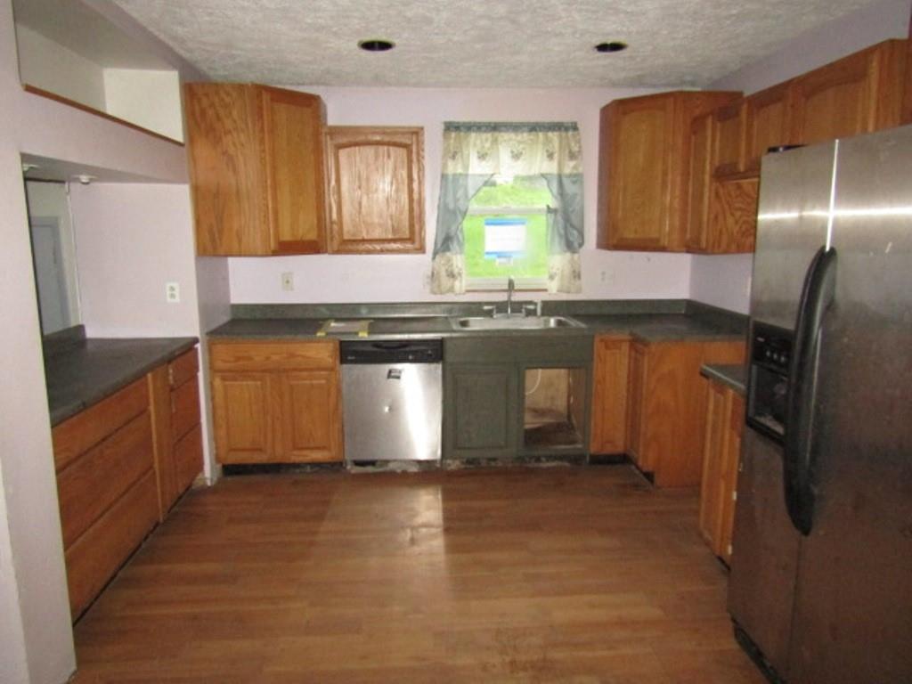 241 Weber Road Sewickley, PA 15143 - Photo 8 of 28 Gallery Image 8