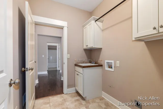 $549,900 | 3792 Preserve Drive Northeast, Belmont, MI 49306