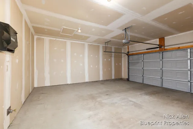 $549,900 | 3792 Preserve Drive Northeast, Belmont, MI 49306