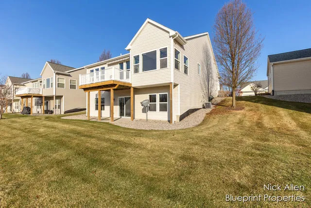 $549,900 | 3792 Preserve Drive Northeast, Belmont, MI 49306