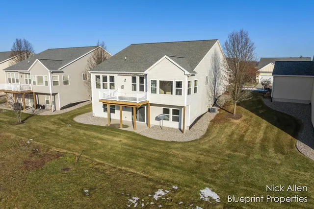 $549,900 | 3792 Preserve Drive Northeast, Belmont, MI 49306