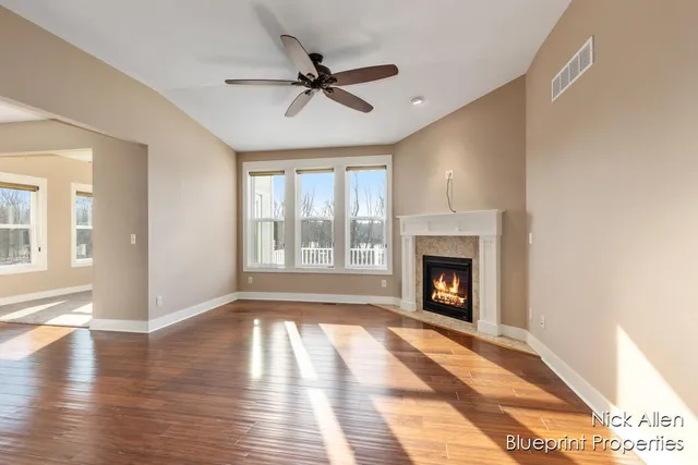 $549,900 | 3792 Preserve Drive Northeast, Belmont, MI 49306