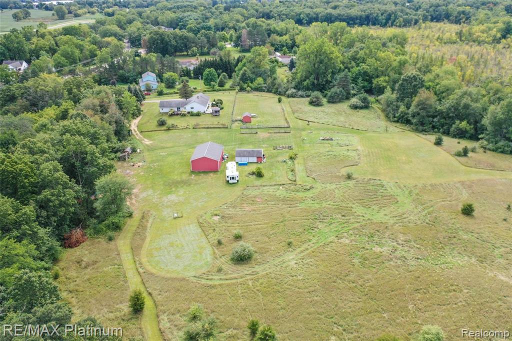 7498 Silver Lake Road Linden, MI 48451 - Photo 51 of 59