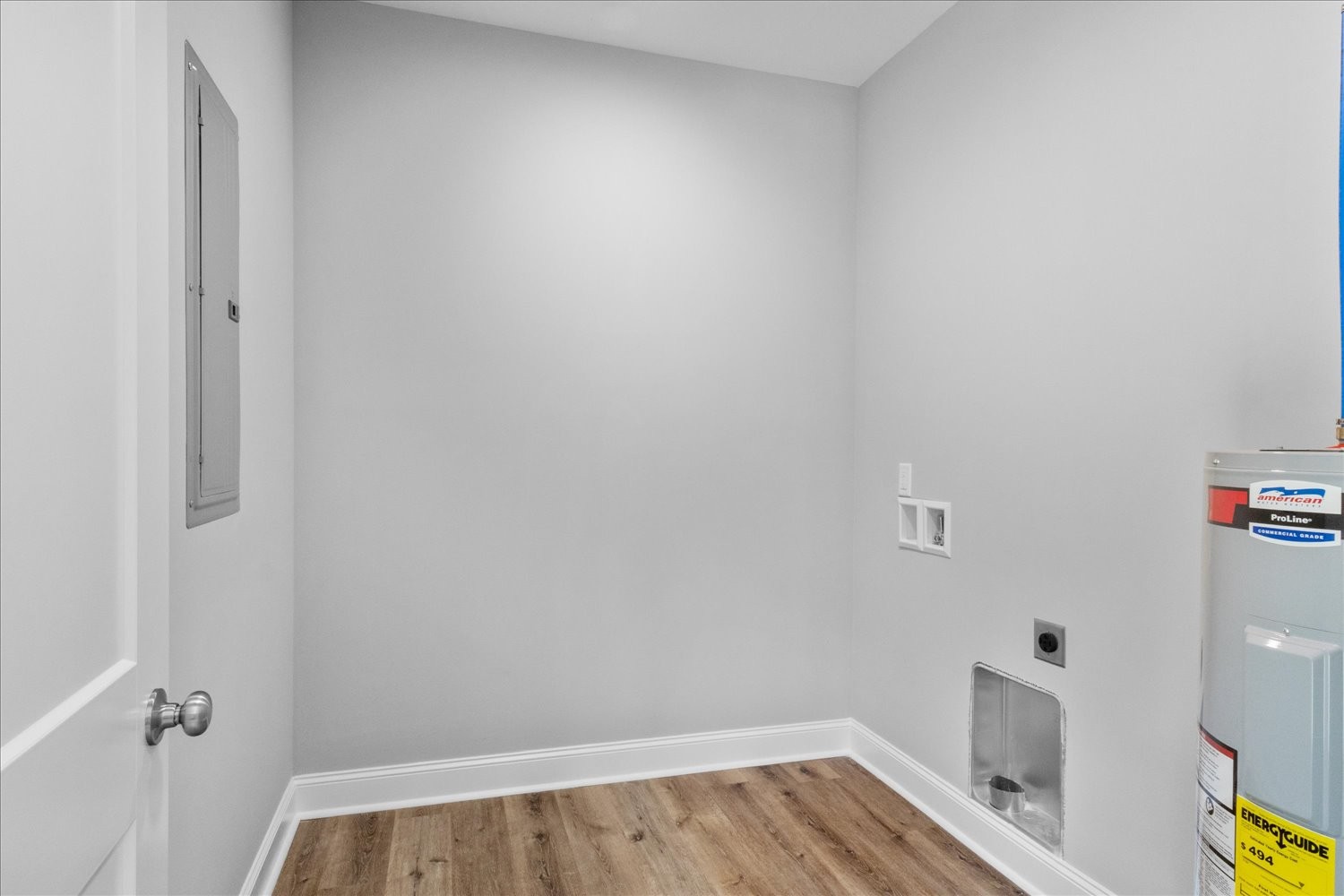 763 Potter Road Dickson, TN 37055 - Photo 16 of 23 a view of a room with wooden floor and small space