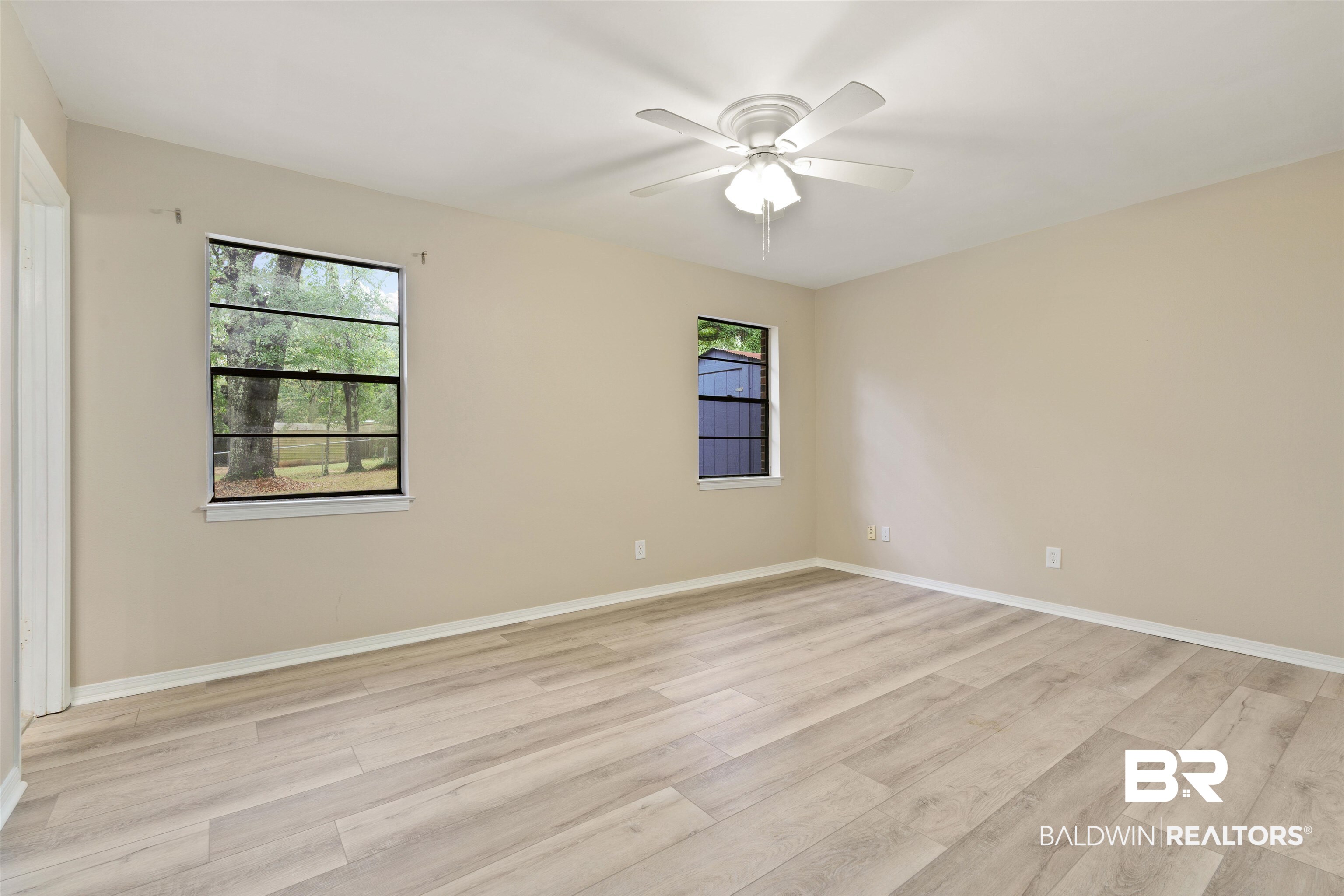 5813 Hanging Moss Court Mobile, AL 36609 - Photo 12 of 24