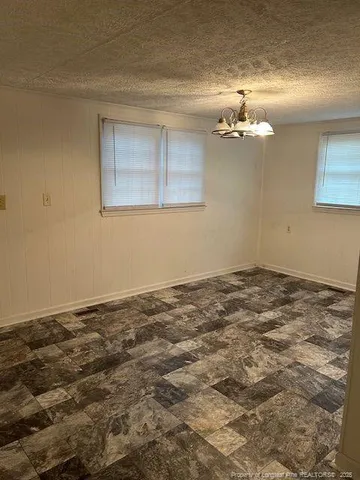 $1,200 | 13388 Nc Highway East, Lumberton, NC 28360