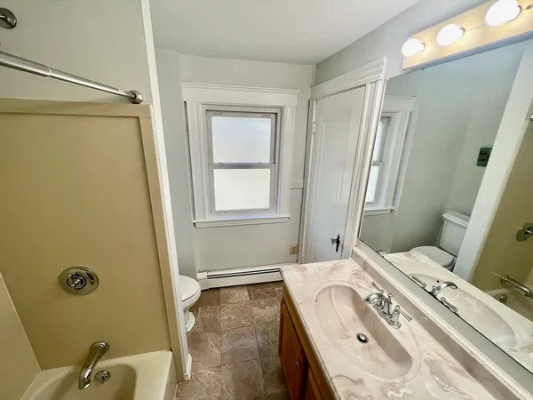 $3,300 | 616 Adams Street, Unit 1, Quincy, MA 02169