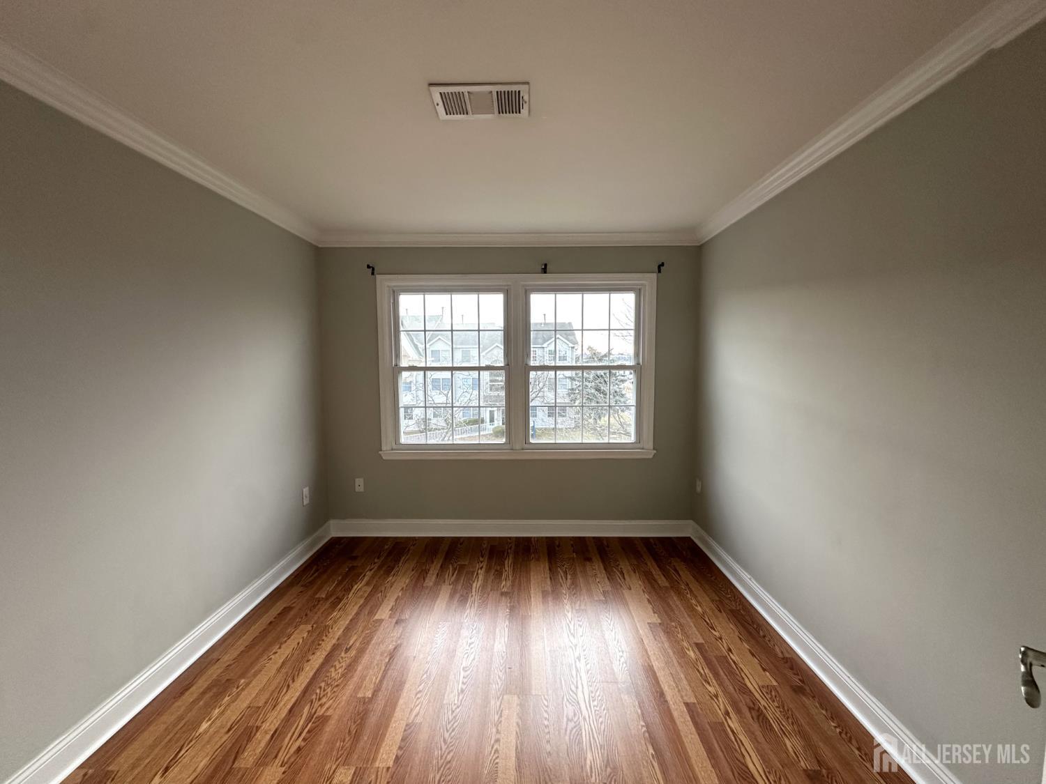 437 Edpas Road New Brunswick, NJ 08901 - Photo 7 of 9