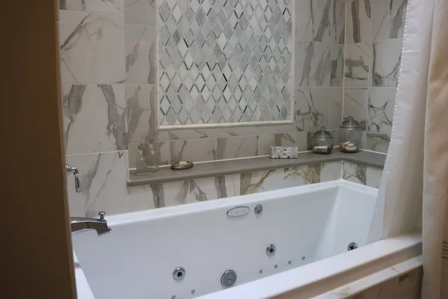 $925,000 | 25817 Cook Street, Wauconda, IL 60084