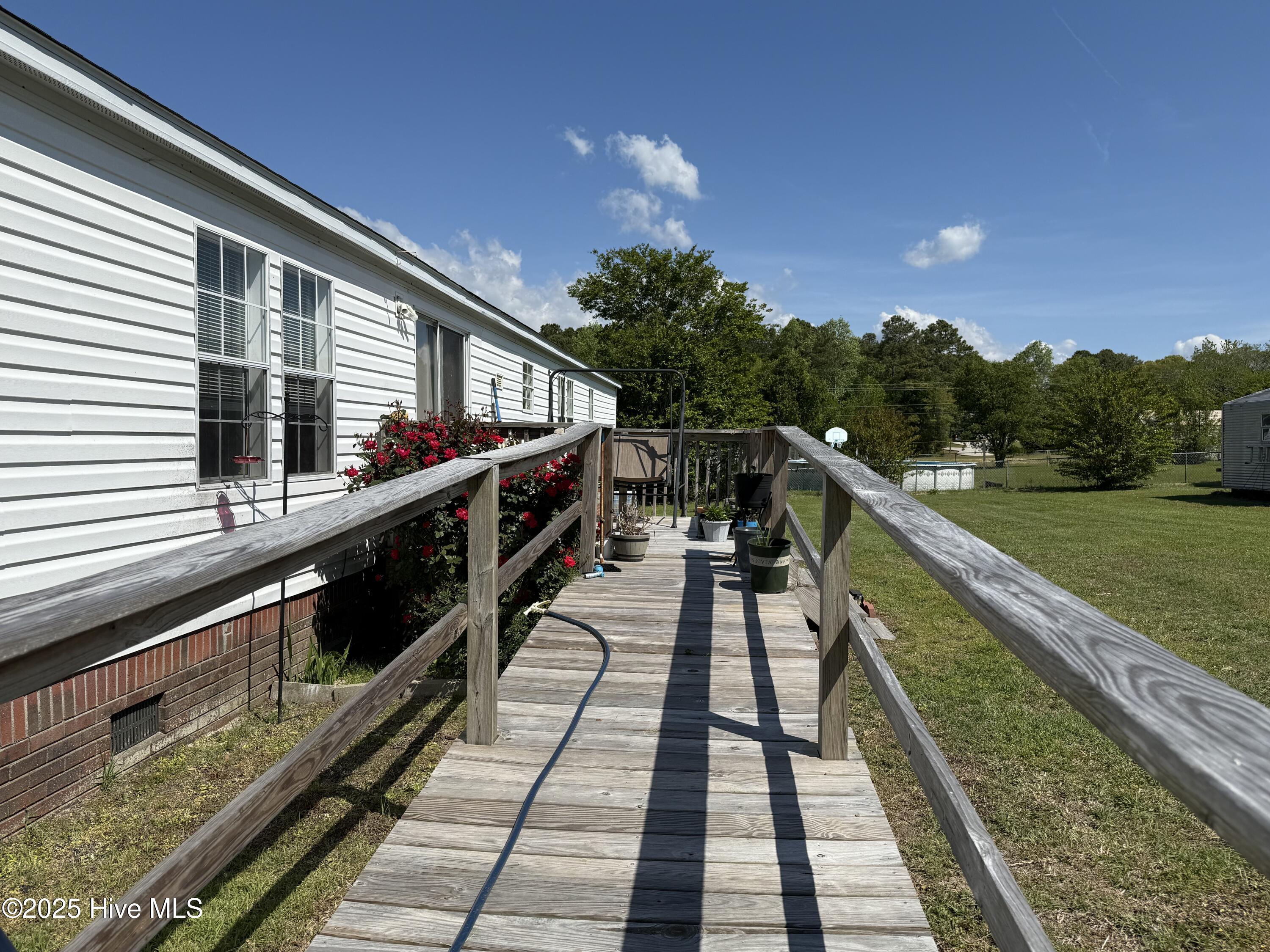 274 Norris Road Swansboro, NC 28584 - Photo 12 of 45 Back Ramp