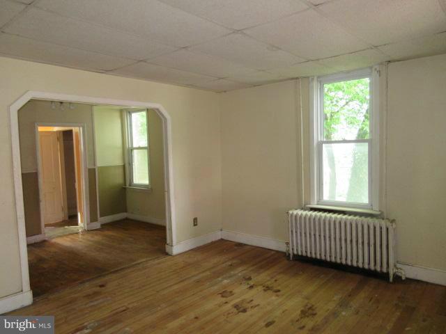 2818 Hollins Ferry Road Baltimore, MD 21230 - Photo 3 of 10 Living Room