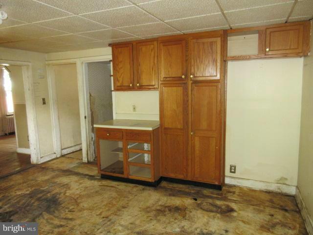 2818 Hollins Ferry Road Baltimore, MD 21230 - Photo 6 of 10 Kitchen