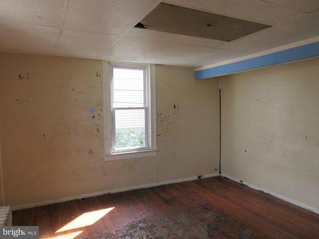 2818 Hollins Ferry Road Baltimore, MD 21230 - Photo 10 of 10 Bedroom