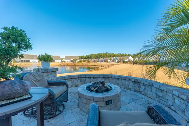 $949,999 | 125 Camelia Park Lane, Summerville, SC 29486