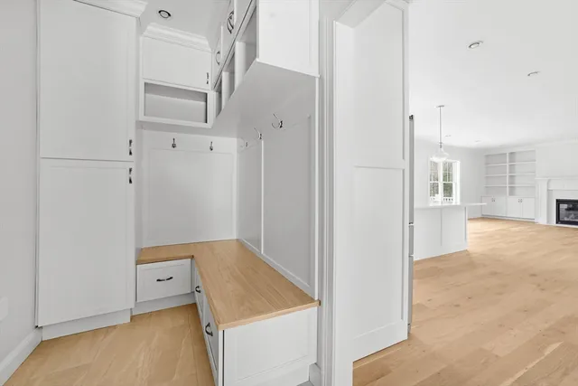 a view of a storage & utility room