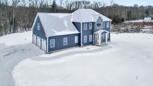 $1,050,000 | 37 Balsam Hl Road, Ludlow, MA 01056