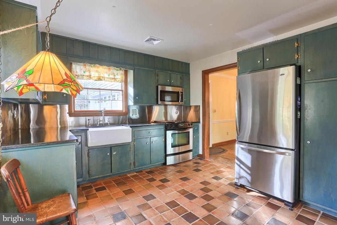149 Valley Road Mount Gretna, PA 17064 - Photo 8 of 23 Gallery Image 8