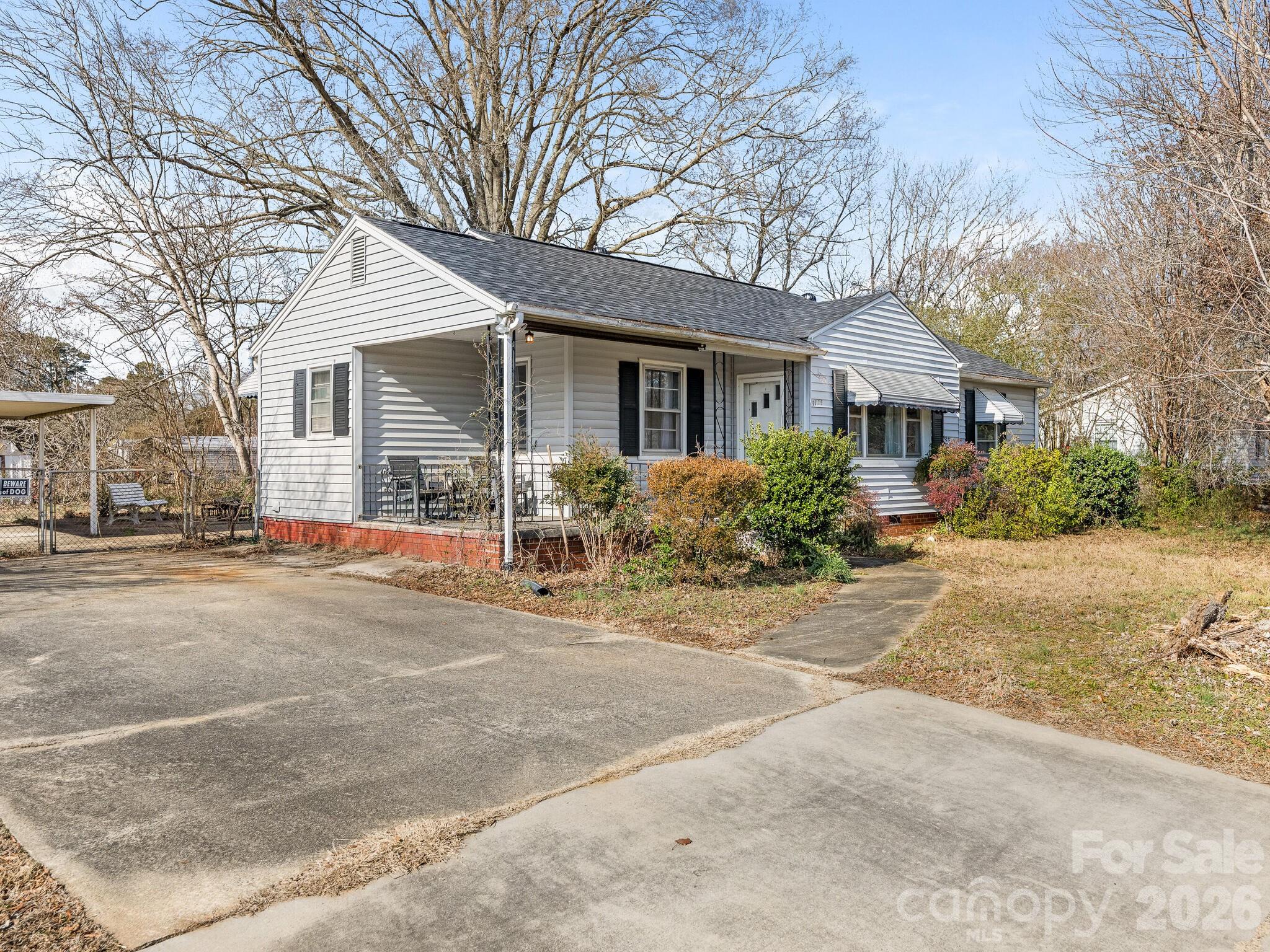 1729 Mt Gallant Road Rock Hill, SC 29732 - Photo 2 of 16