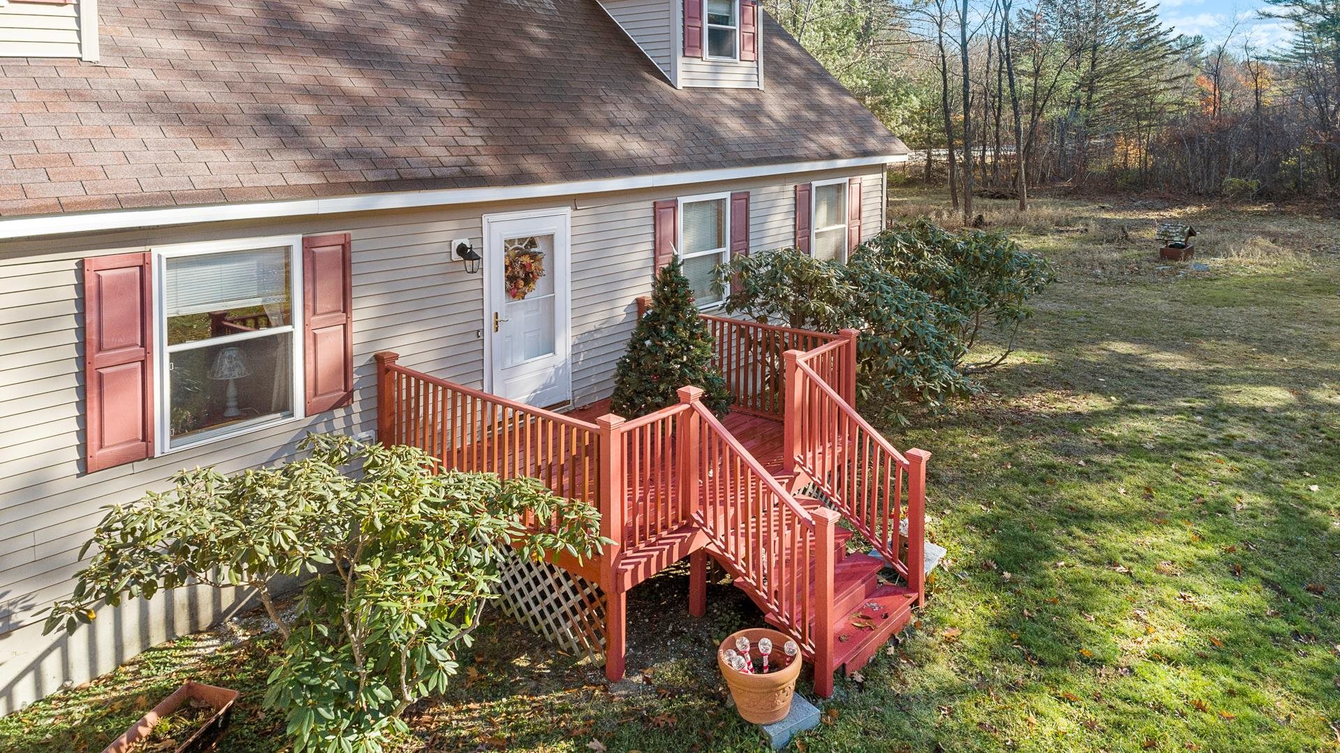 45 Farrell Loop Warner, NH 03278 - Photo 6 of 40