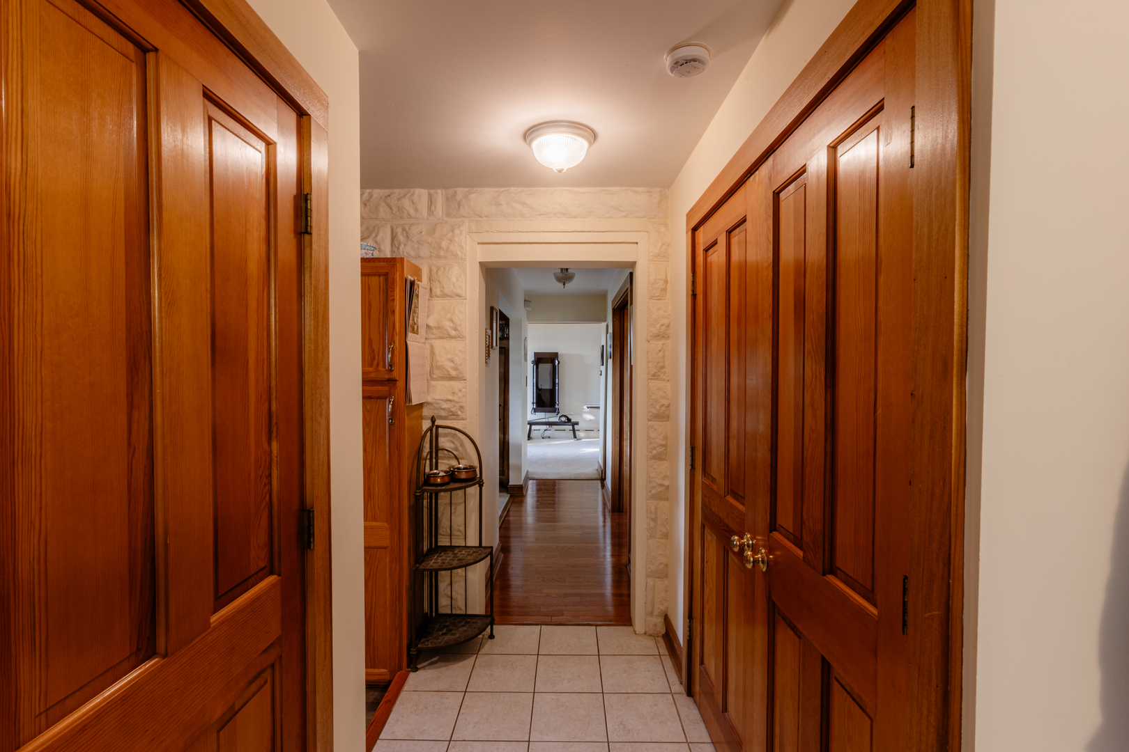 101 Beachway Drive Fox River Grove, IL 60021 - Photo 4 of 28 a view of a hallway with a elevator