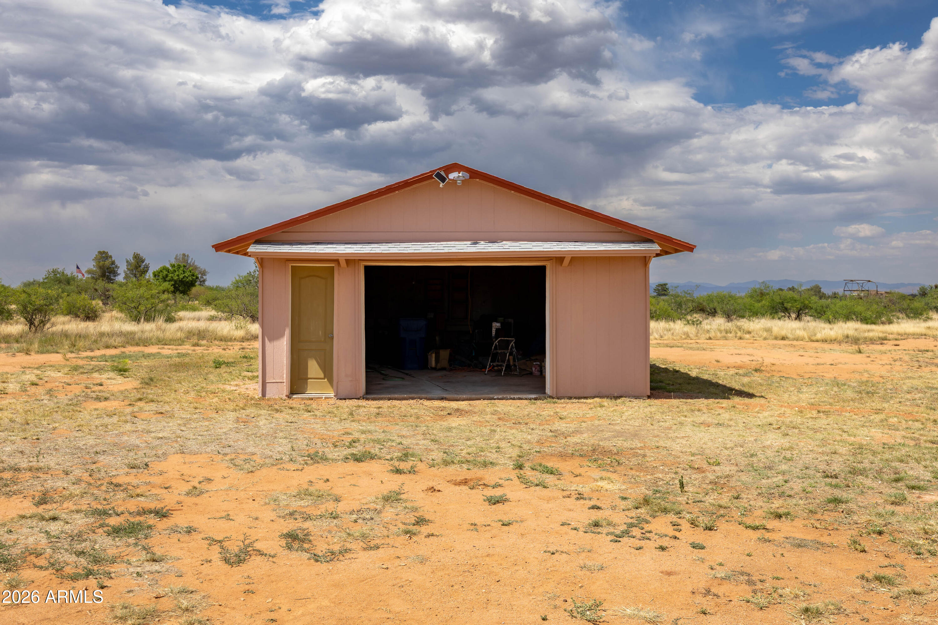 8169 East Larson Road Hereford, AZ 85615 - Photo 4 of 19