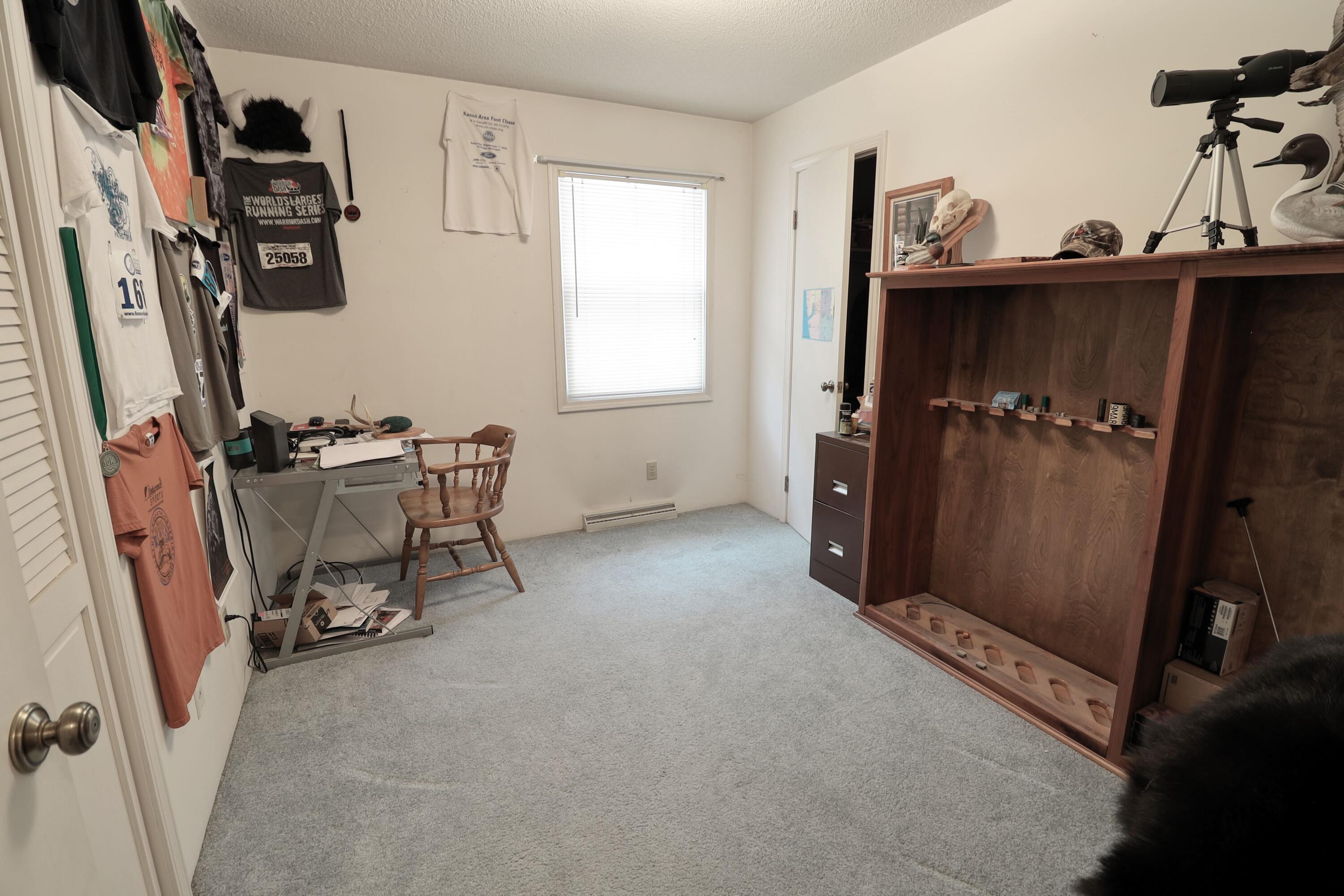 1821 East River Road Muskegon, MI 49445 - Photo 8 of 16 Bedroom 3